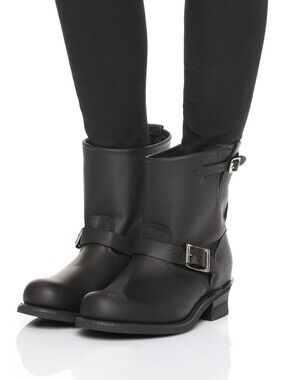 Frye Engineer 8R Boots Size 7 37
